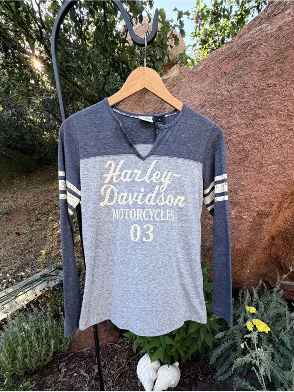 Harley-Davidson Women’s Gray Blue Two-Tone Long Sleeve Henley Shirt Sz S